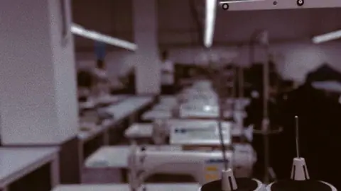 生産ラインの様子のイメージ写真