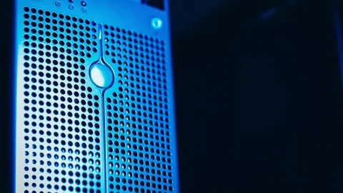データセンターのサーバー設備のイメージ写真